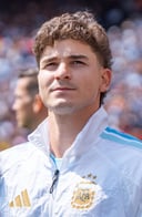 Álvarez — Wikimedia Commons
